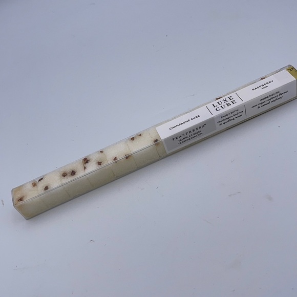 Teaspressa Luxe Champagne sugar cubes RASPBERRY 1 pack 12 - Picture 2 of 5